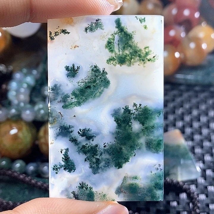 过***烟玛瑙/玉髓未镶嵌颈饰