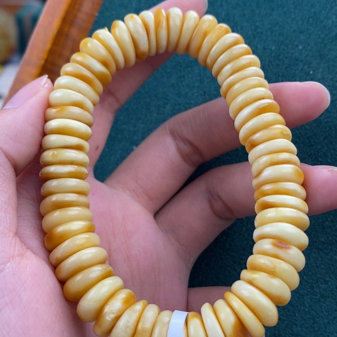 未镶嵌蜜蜡珠宝奇石