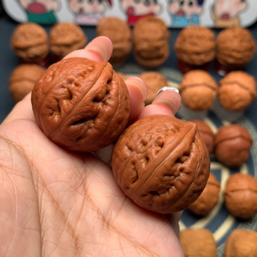 文玩核桃把件至尊虎头