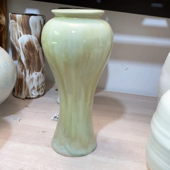 瓶高32。9 景德镇陶瓷