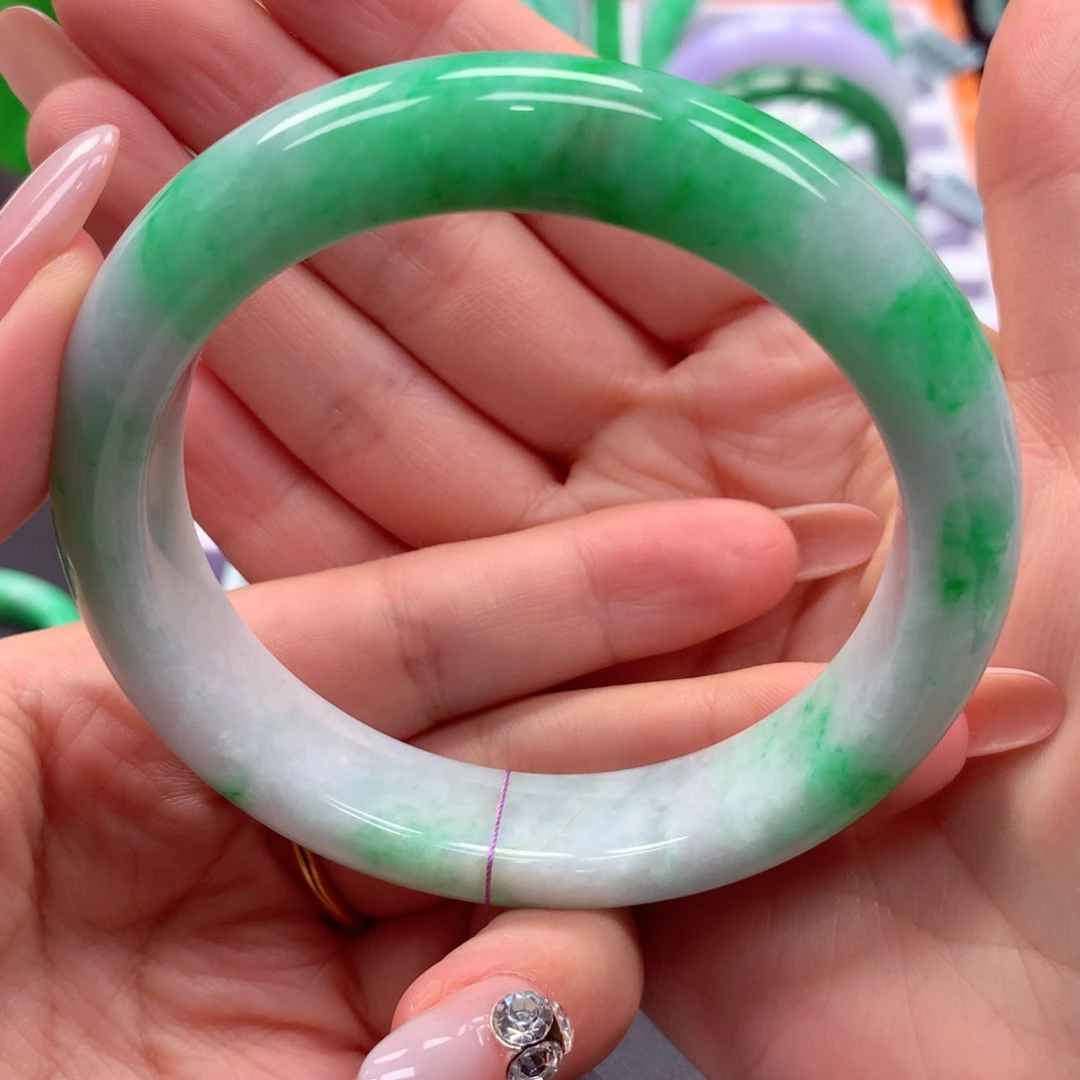 未镶嵌手镯翡翠翡翠