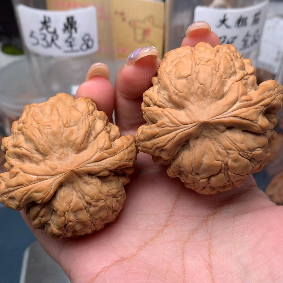 【闪购商品】桃核吊坠杨**?53-17935-003