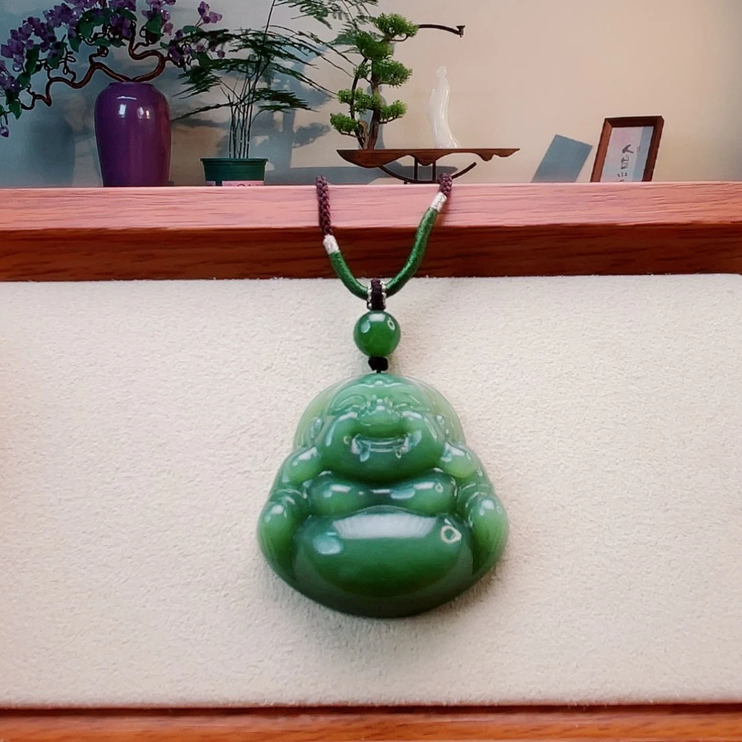 和田玉（碧玉）未镶嵌颈饰佛公40