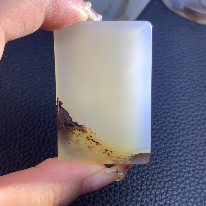 牛***哥玛瑙/玉髓未镶嵌颈饰