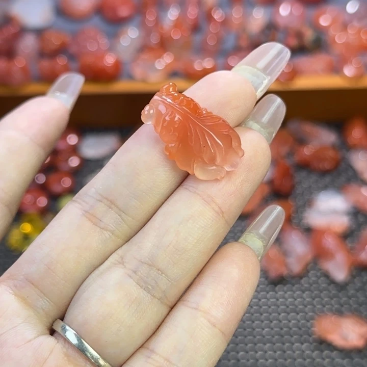 南红玛瑙未镶嵌珠宝半成品金鱼