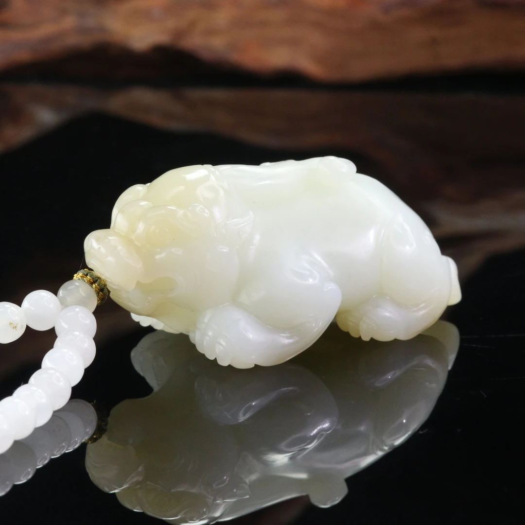 10和田玉糖白貔貅手把件/000817上海嘉禾拍卖