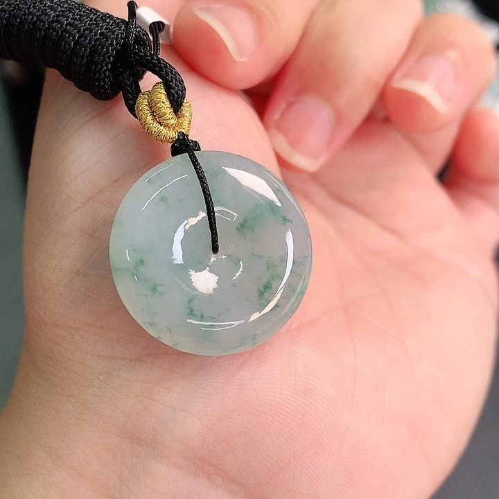 翡翠未镶嵌颈饰飘绿扣25-5.6