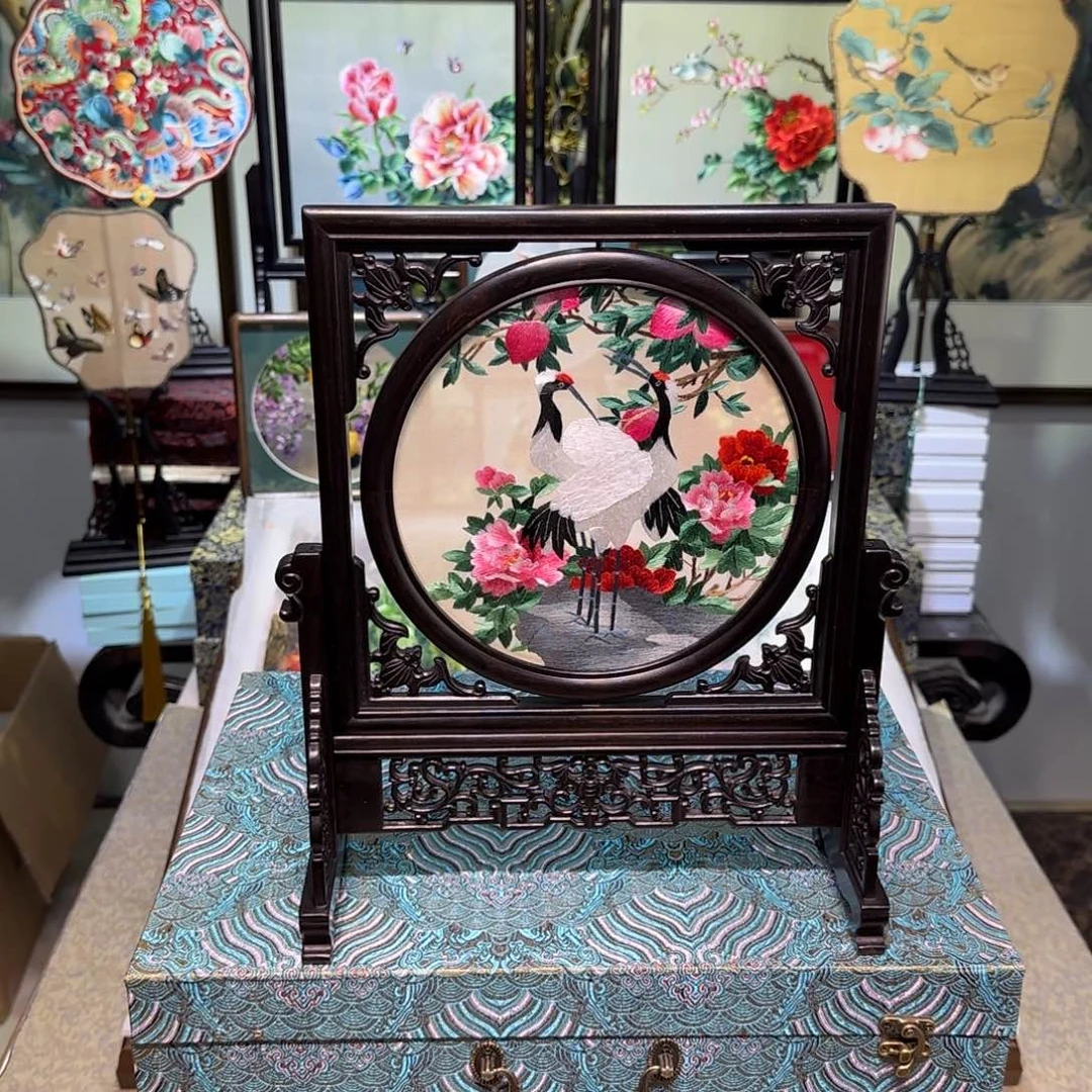 刺绣刺绣工艺精湛