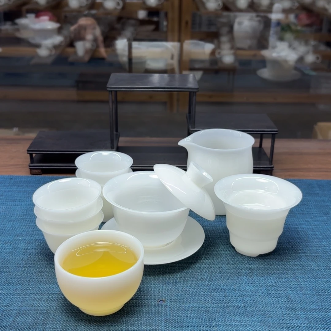 璞玉冰种玉瓷工厂