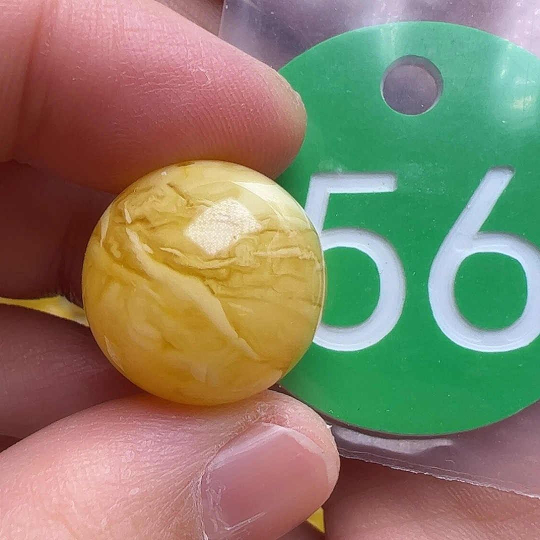 蜜蜡未镶嵌珠宝奇石17.8m m