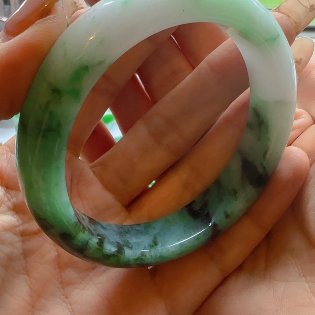 翡翠手镯未镶嵌翡翠2200