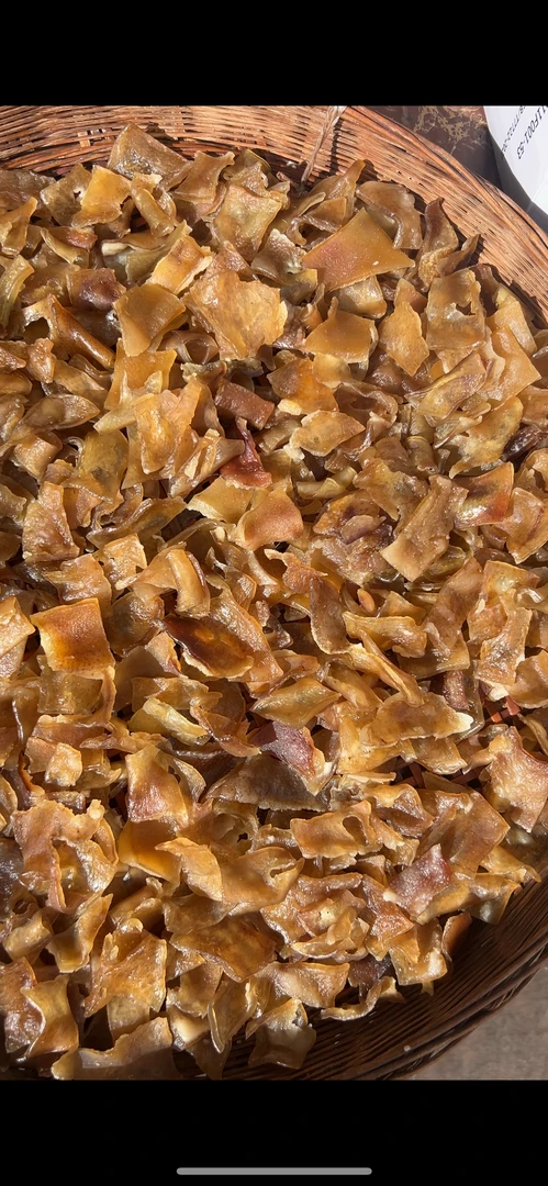 云南特色炸猪皮麻辣原味开袋小零食云南火腿