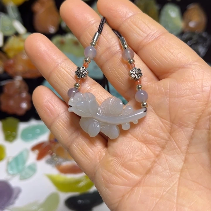 蛇纹石玉未镶嵌吊坠(赠链)