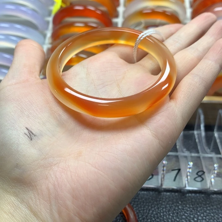 玛瑙/玉髓未镶嵌手镯