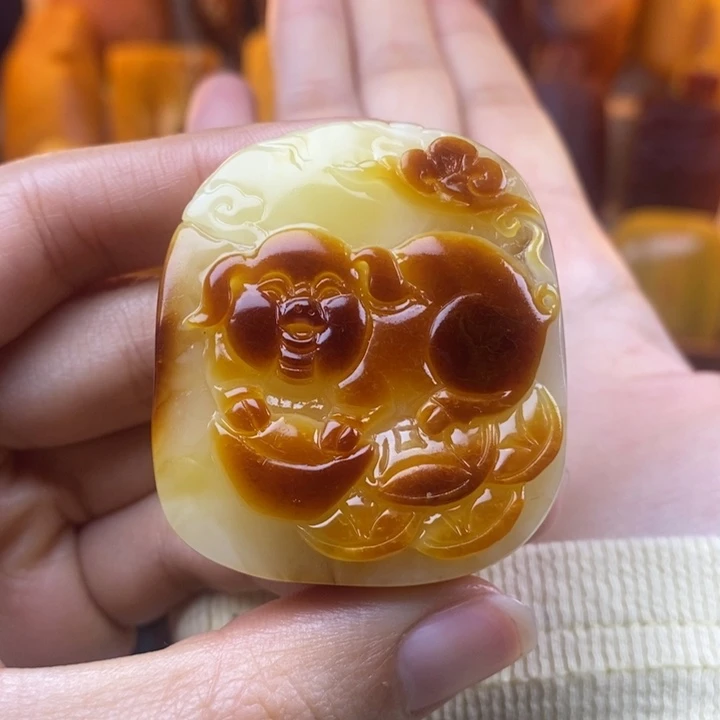 未镶嵌定制琥珀琥珀蜜蜡吊坠