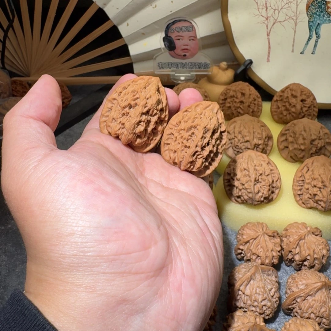 吊坠文玩核桃蚂蚁纹鸡心