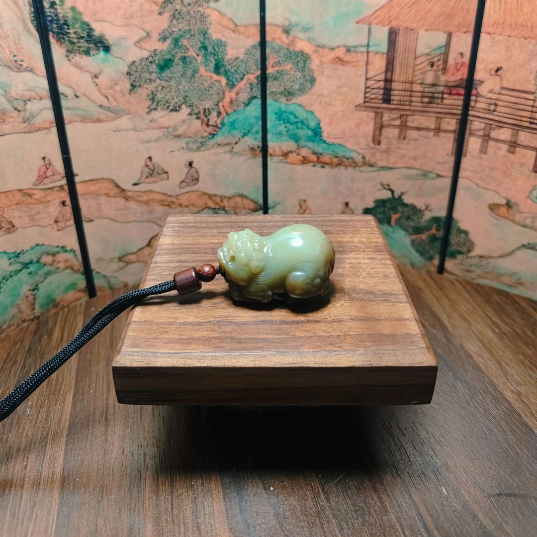 Z和田玉貔貅吊坠0432