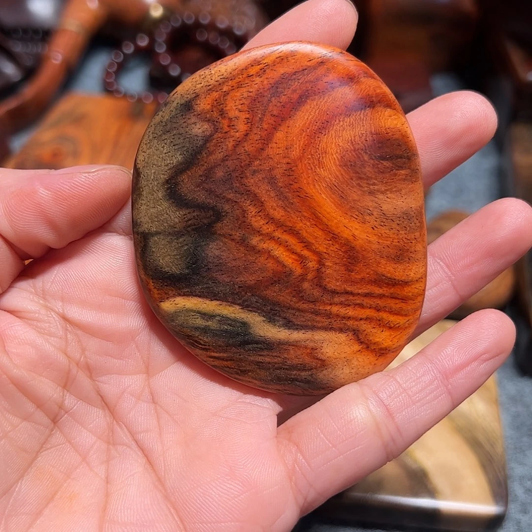 ****空交趾黄檀（大红酸枝）