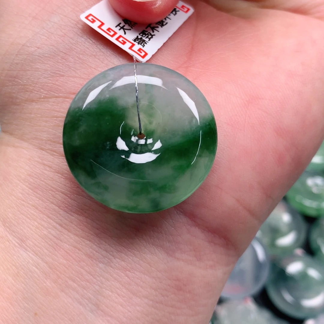 颈饰未镶嵌翡翠天然翡翠