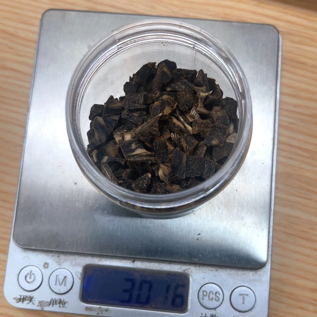 沉香碎屑沉香海南透顶绿粒子30克