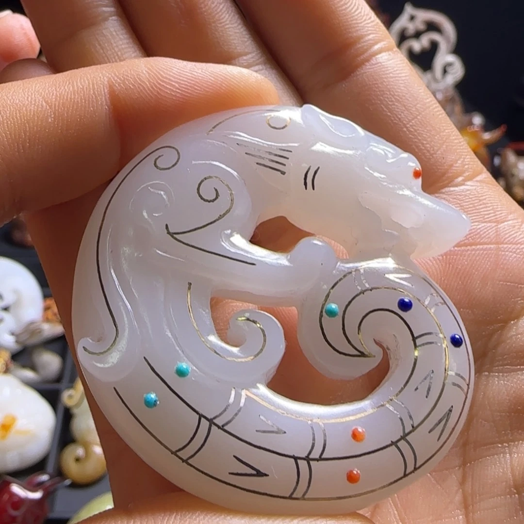 和田玉颈饰未镶嵌