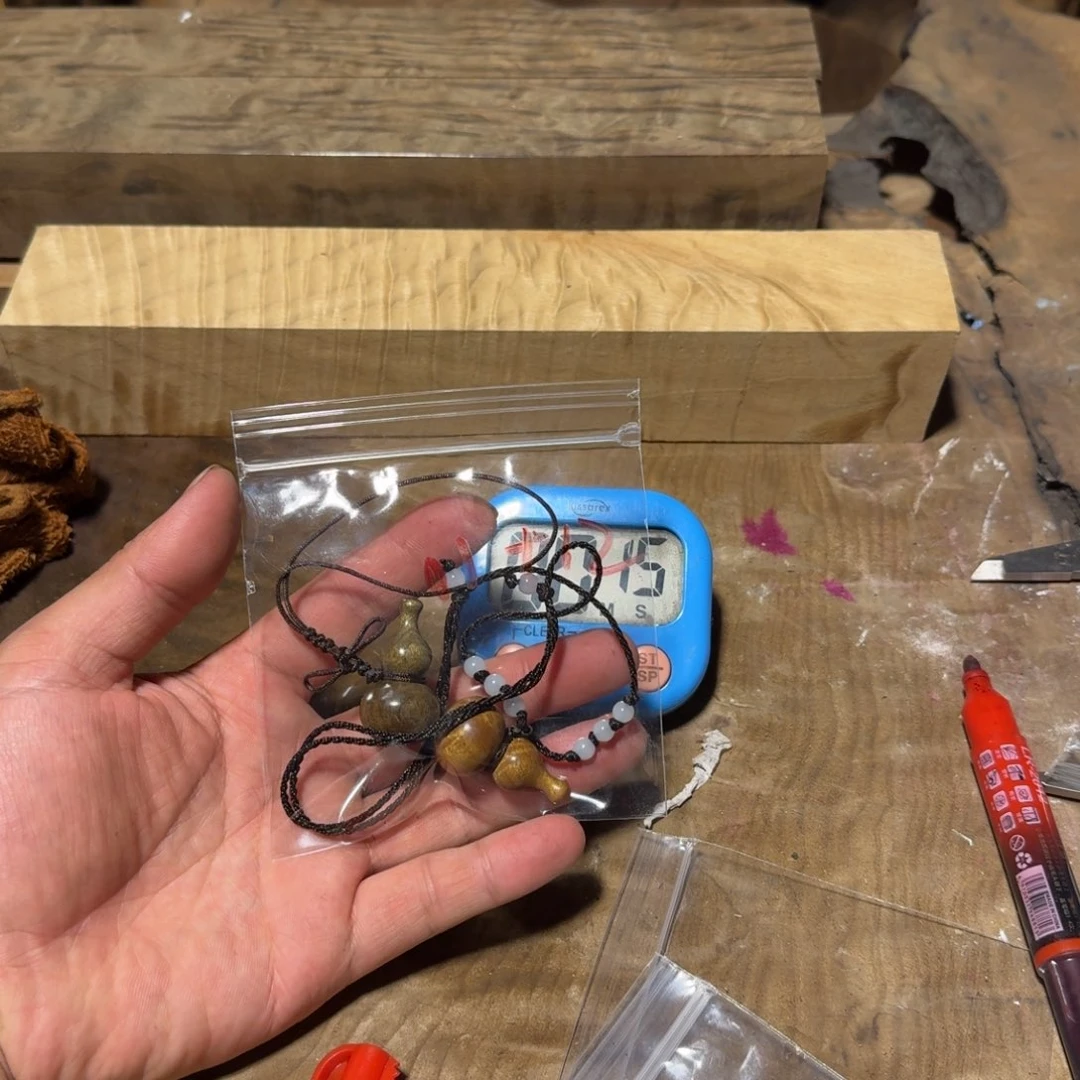 金丝楠酸*鱼金丝楠木高抛小葫芦挂饰