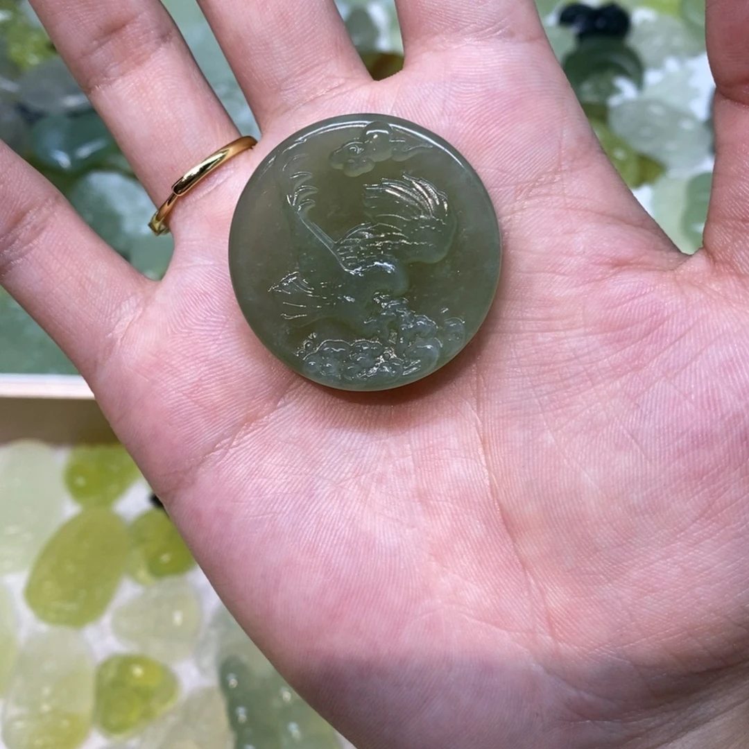 岫玉未镶嵌吊坠(不含链)