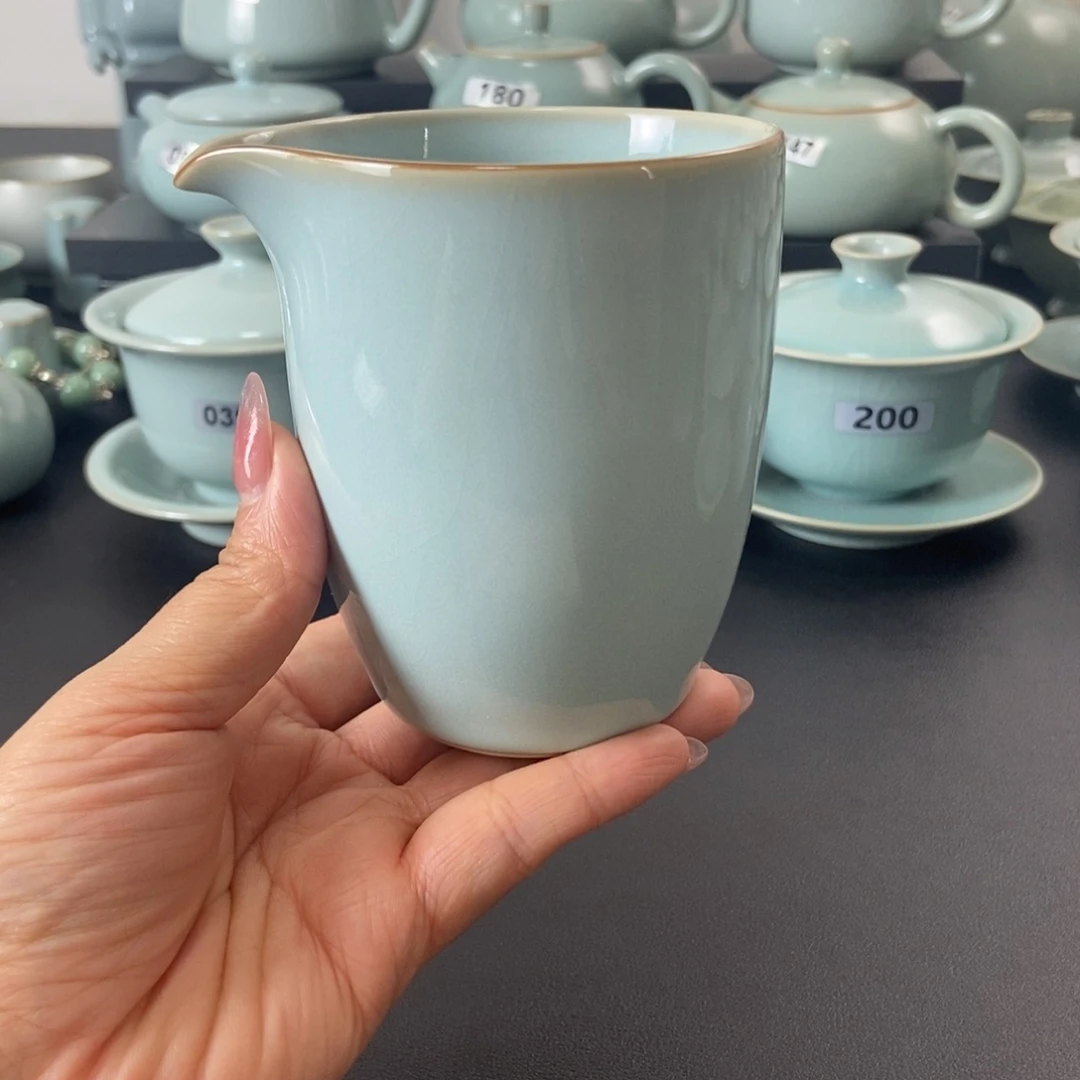 壶一级品天青釉公道杯