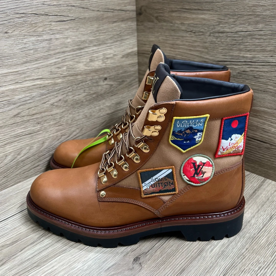 99新 LouisVuitton/路易威登 Oberkampf棕色勋章短靴 41码-43码