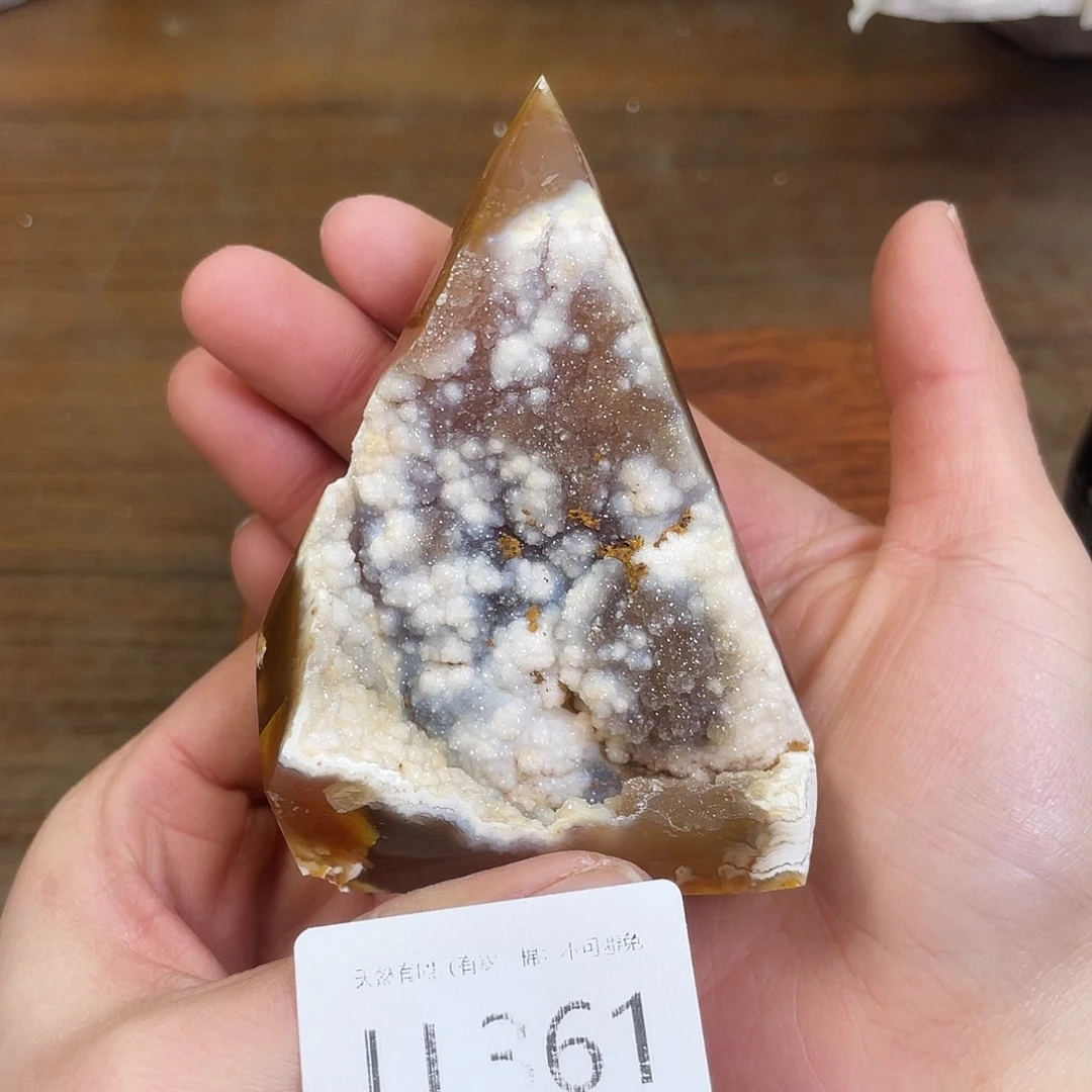 大型摆件（非配饰）未镶嵌水晶