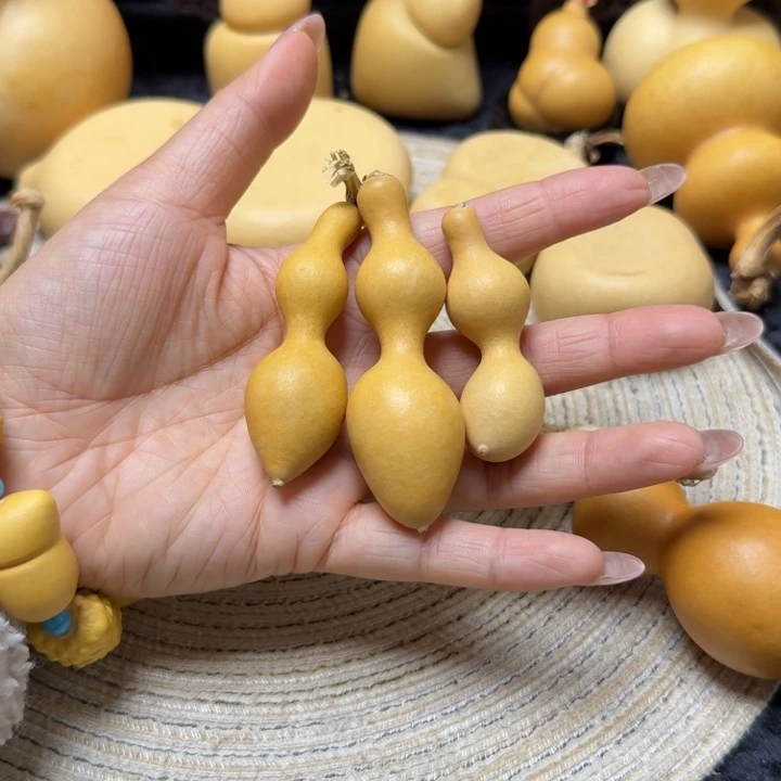 葫***…蚂蚁三个嘎嘎漂亮