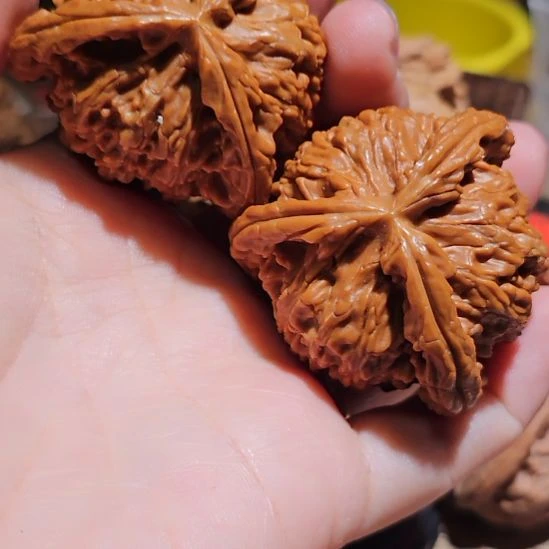 紫***l文玩核桃吊坠46精修工艺三楞