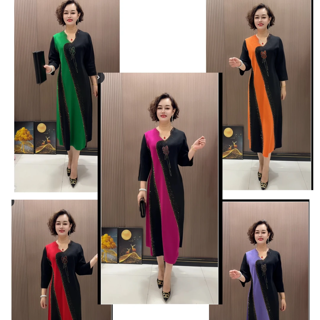 V领时尚高档绣花镶钻名媛新款洋气拼色针织气质连衣裙中长款宽松
