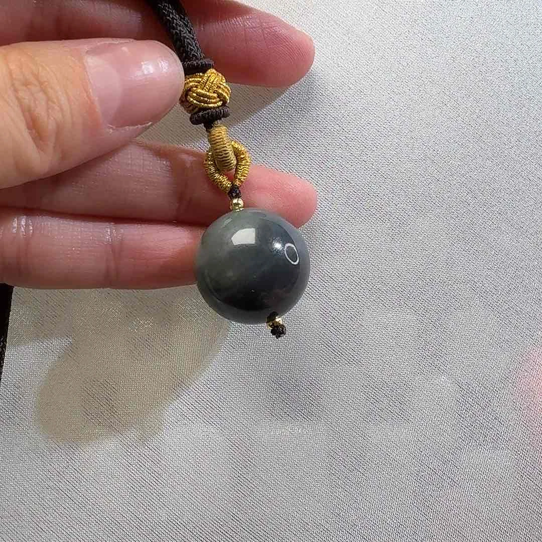 和田玉颈饰未镶嵌青花18mm