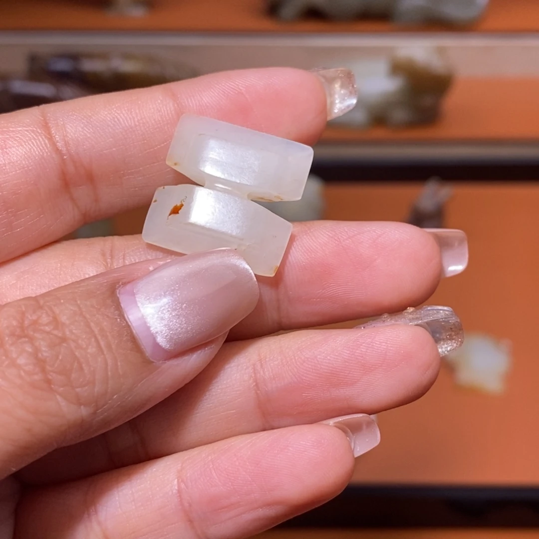 和田玉挂件未镶嵌耳*