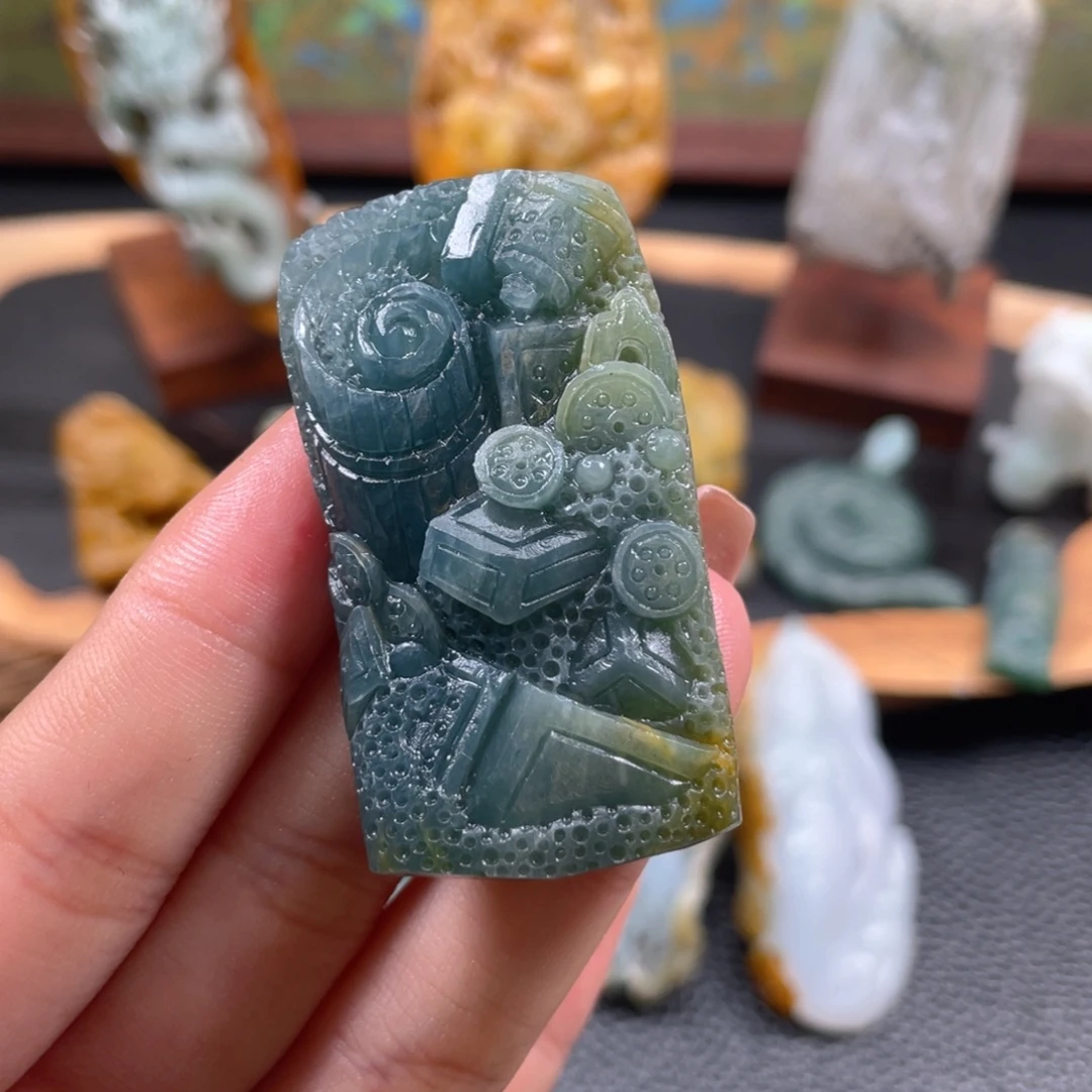 定制翡翠未镶嵌翡翠