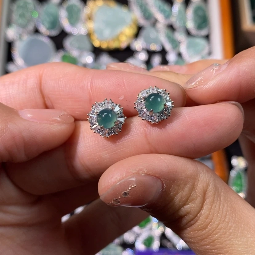 【闪购商品】翡翠颈饰未镶嵌天然