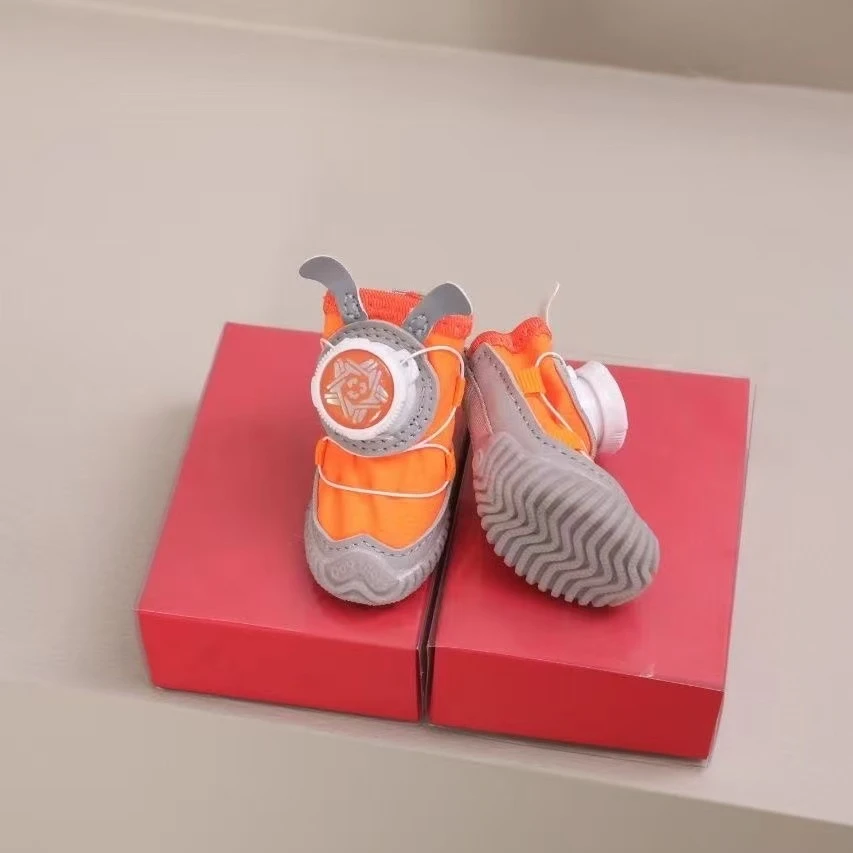 德汪星防水小型犬专用软底旋转纽扣防滑狗狗鞋子泰迪博美比熊适用