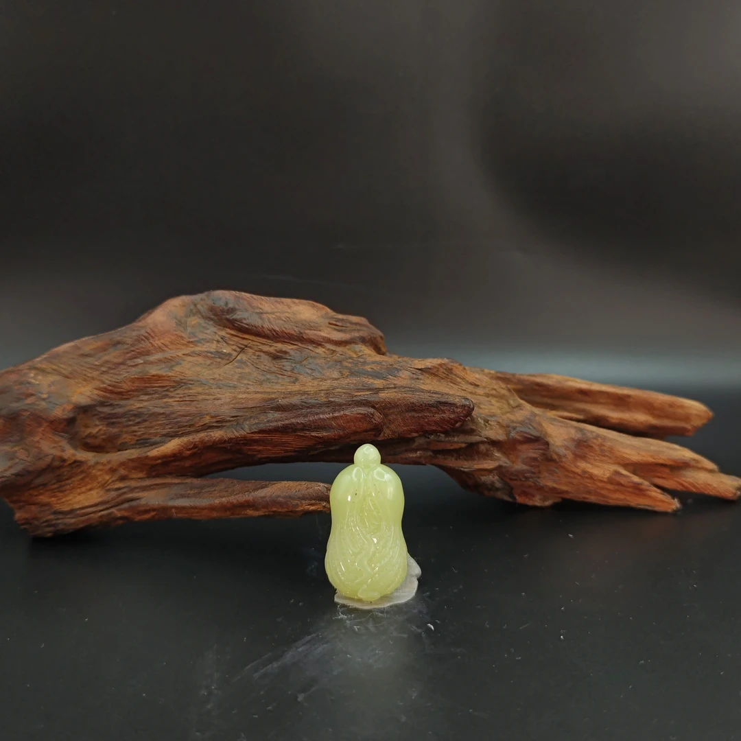 Z和田玉百财吊坠（1935）