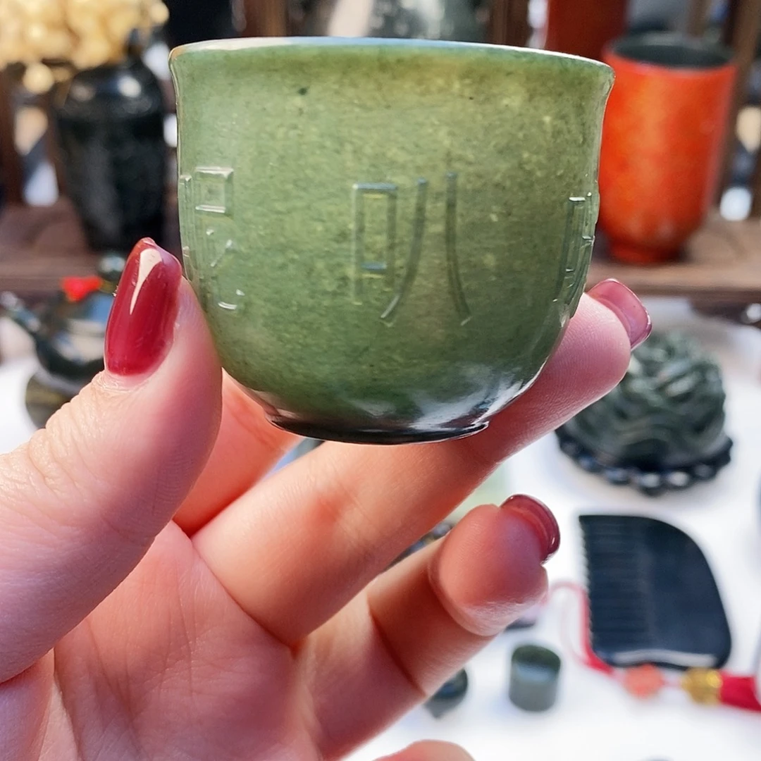 未镶嵌和田玉摆件