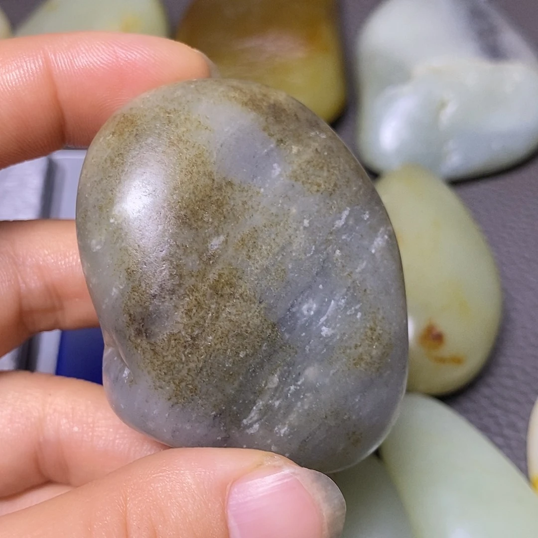 未镶嵌和田玉（糖玉）挂件