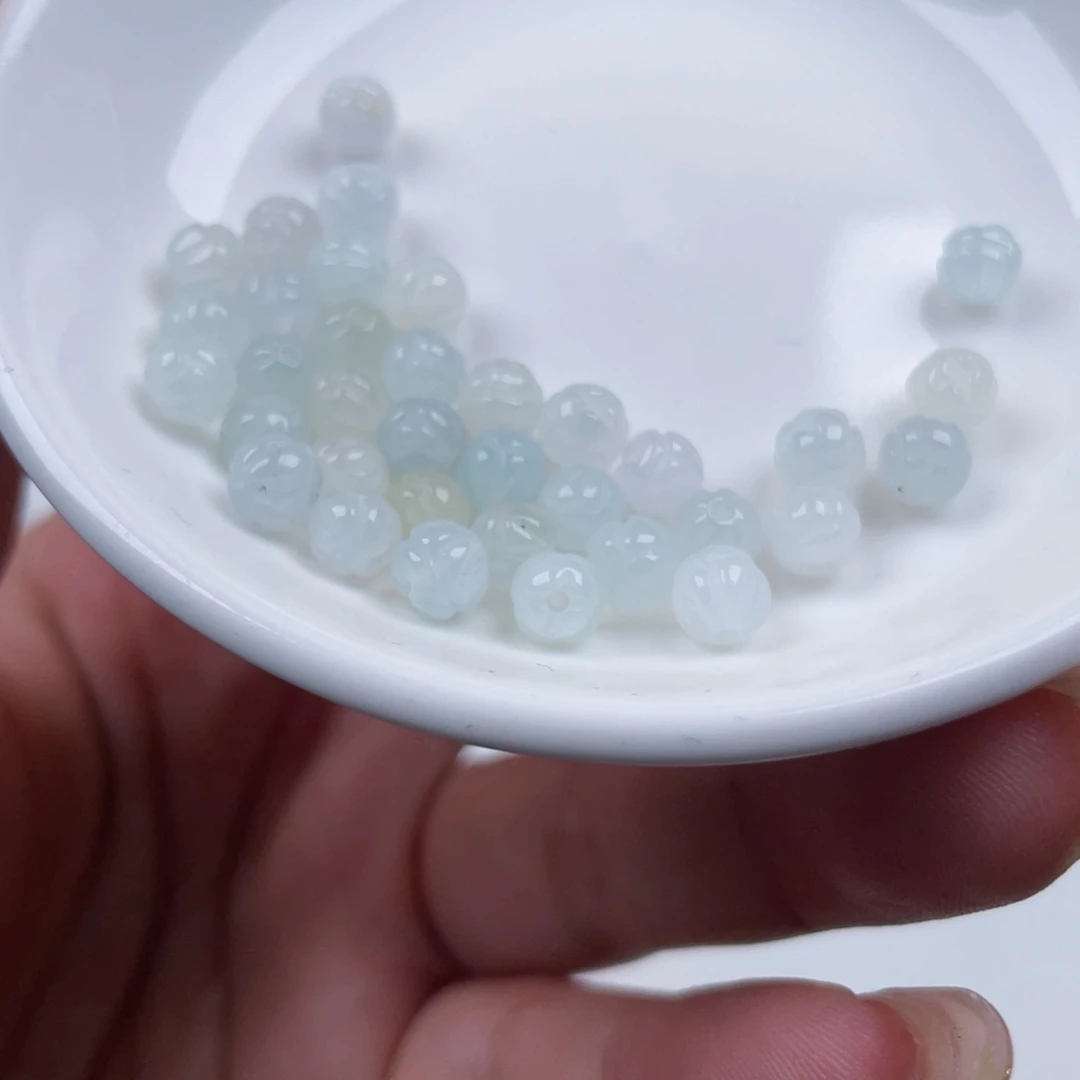 翡翠散珠卡5.5,35颗18