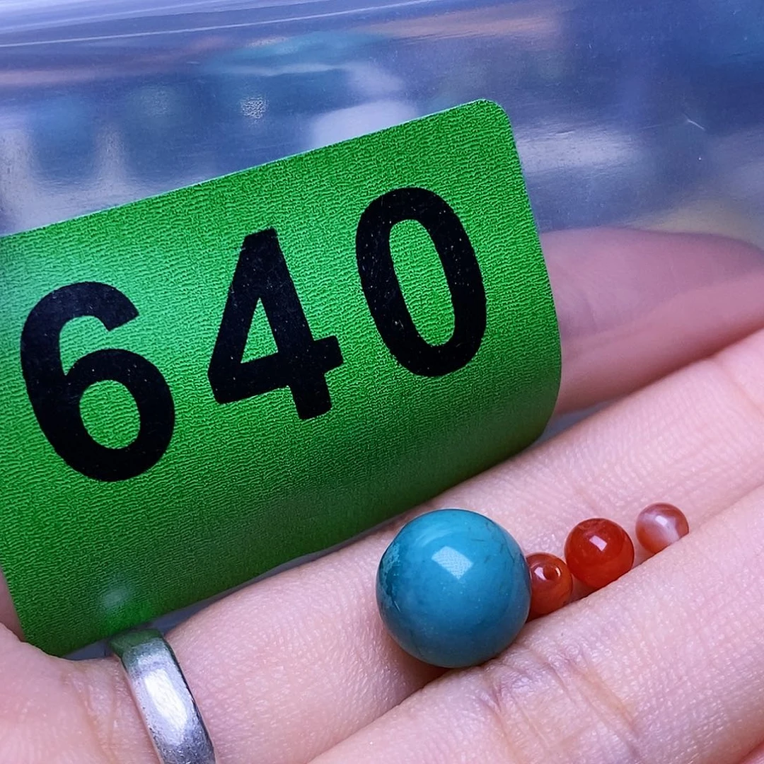 未镶嵌南红玛瑙珠宝奇石