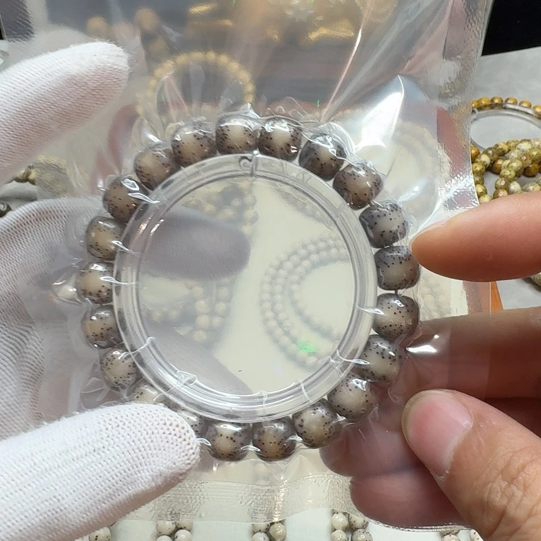 手串星月菩提石玉料11/10冰透果栋料通体留白小细星