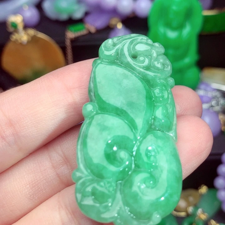 吊坠(不含链)未镶嵌翡翠