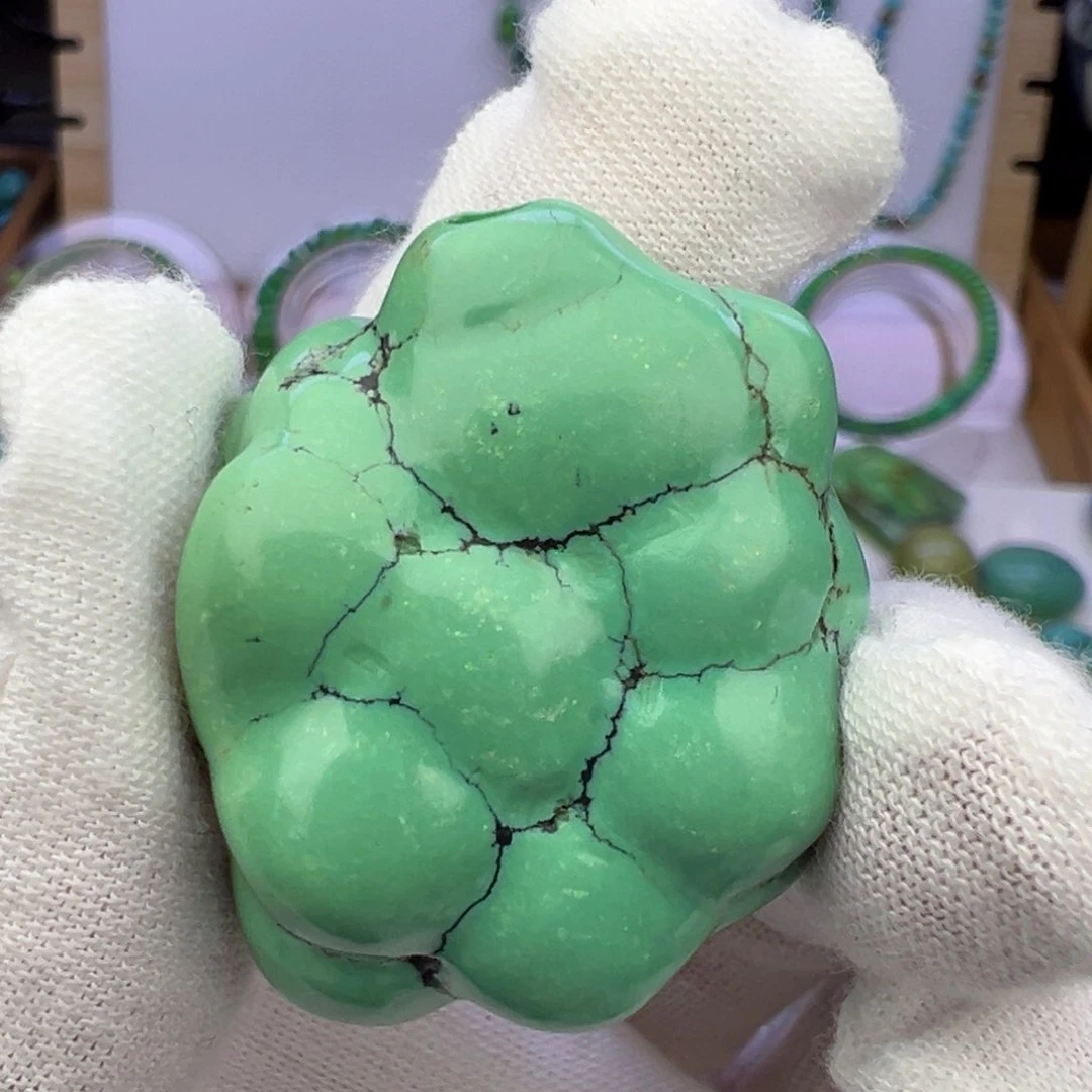 菜籽绿随行吊坠29.8mm兰