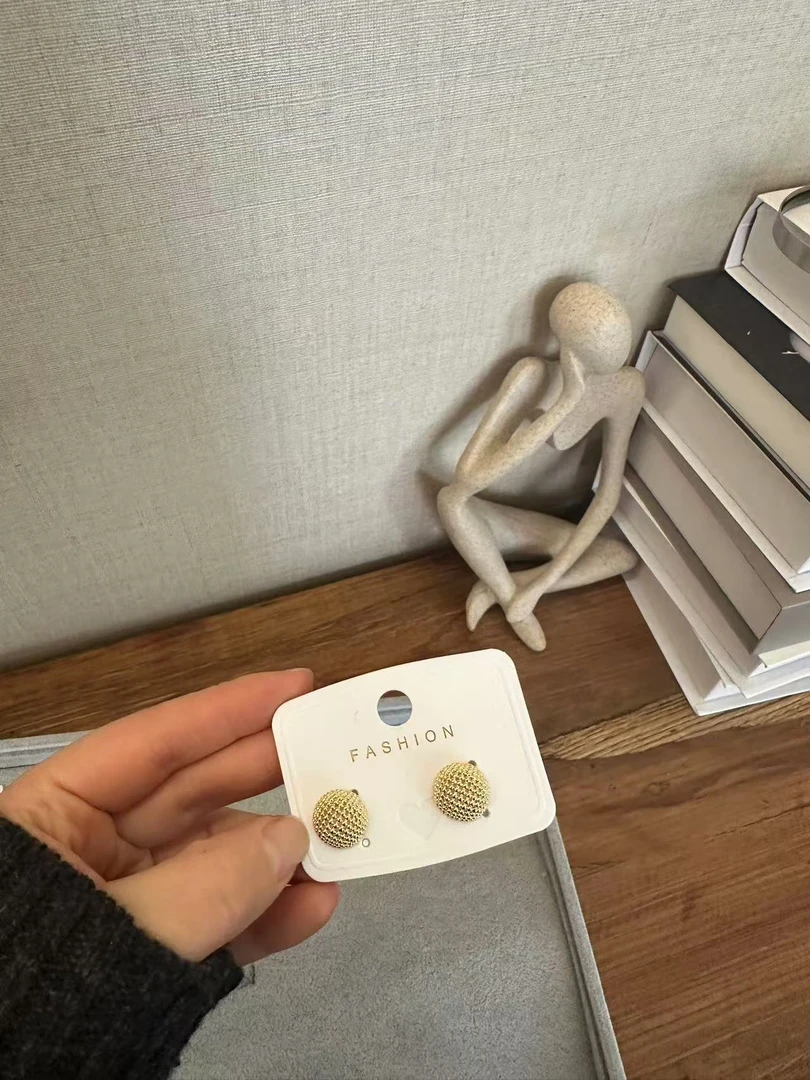 钛钢耳饰 【小胖家】设计感轻奢圆形镂空耳钉