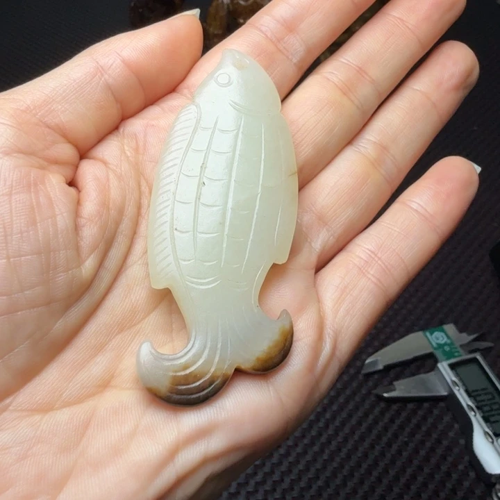 Q***生新疆收藏珍品挂件