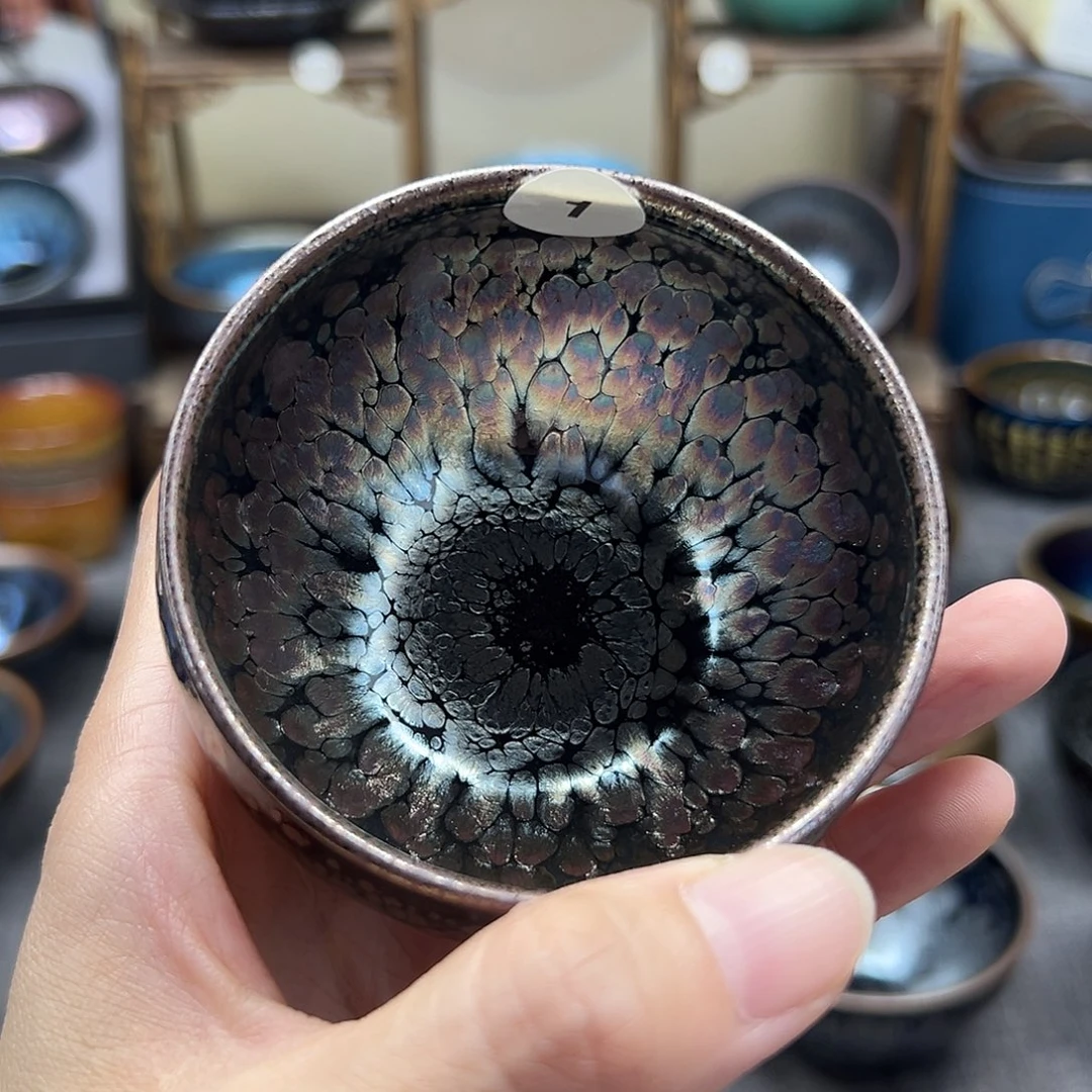 茶盏赫**饰彩金釉滴手工杯