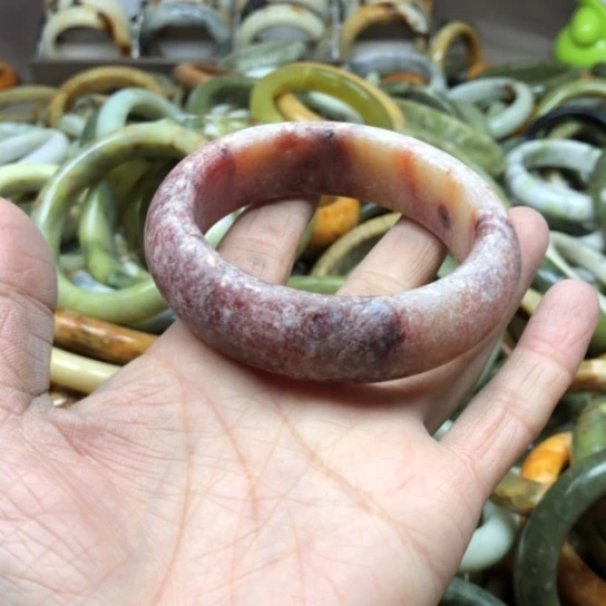 未镶嵌蛇纹石玉手镯樱*